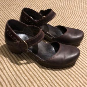 Dansko Mary Janes 38